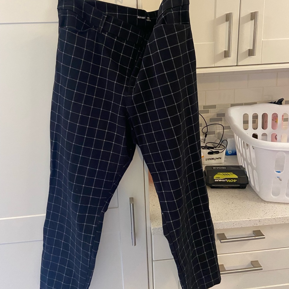 Old navy pixie high rise pants black and grey stripes